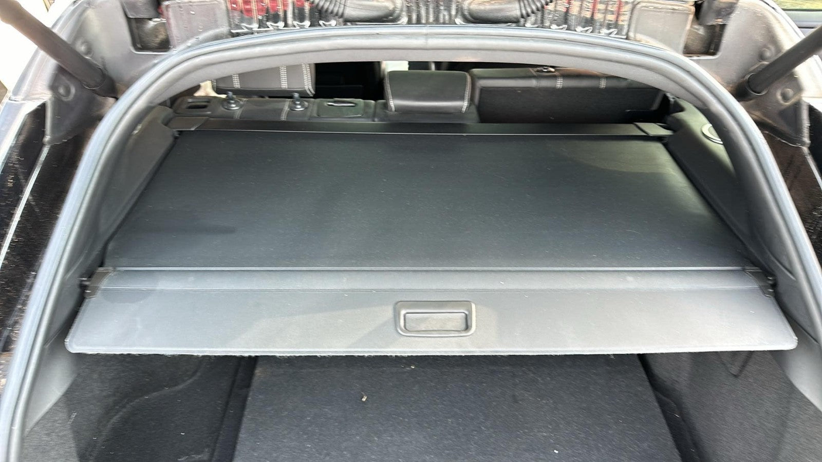 2018 - 2023 Factory OEM Range Rover Velar Trunk Shade Cargo Coverc