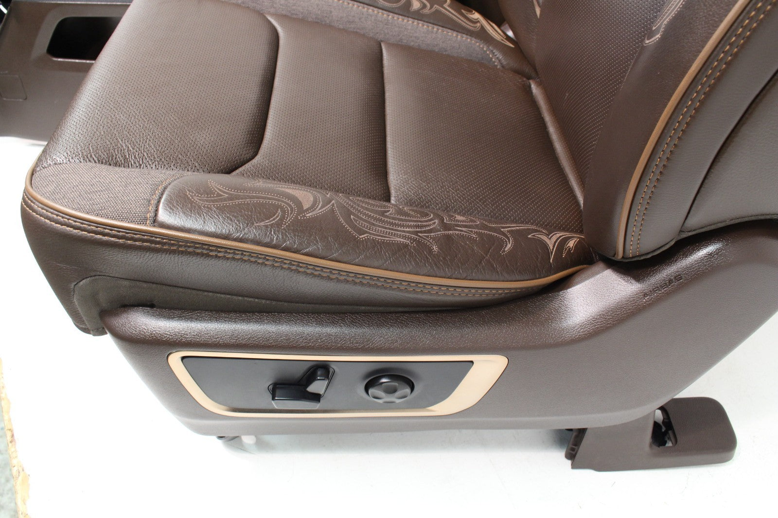 19-25 Ram 1500 DT Crew Complete Longhorn Interior Seats Console Dash Door Panel