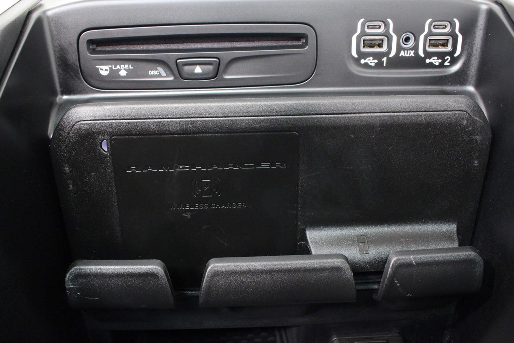 2019 - 2022 Dodge Ram 2500 3500 Center Console Kit w/ Wireless Phone Charger OEM