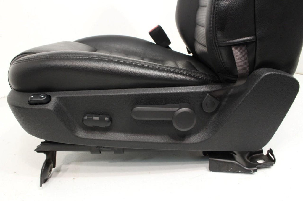 Ford Mustang Seats Front GT Black Leather Powered Seat Set 2005 2006 2007 2008