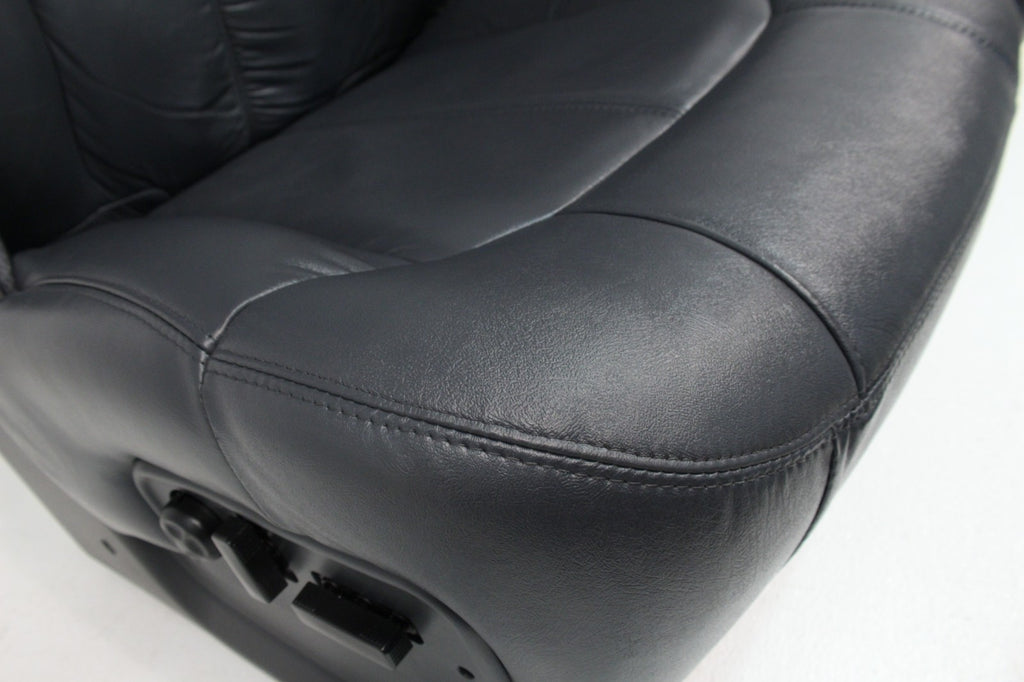 1999 - 2002 GMC Sierra Chevy Silverado Seats, Graphite Off-Black Leather, Power