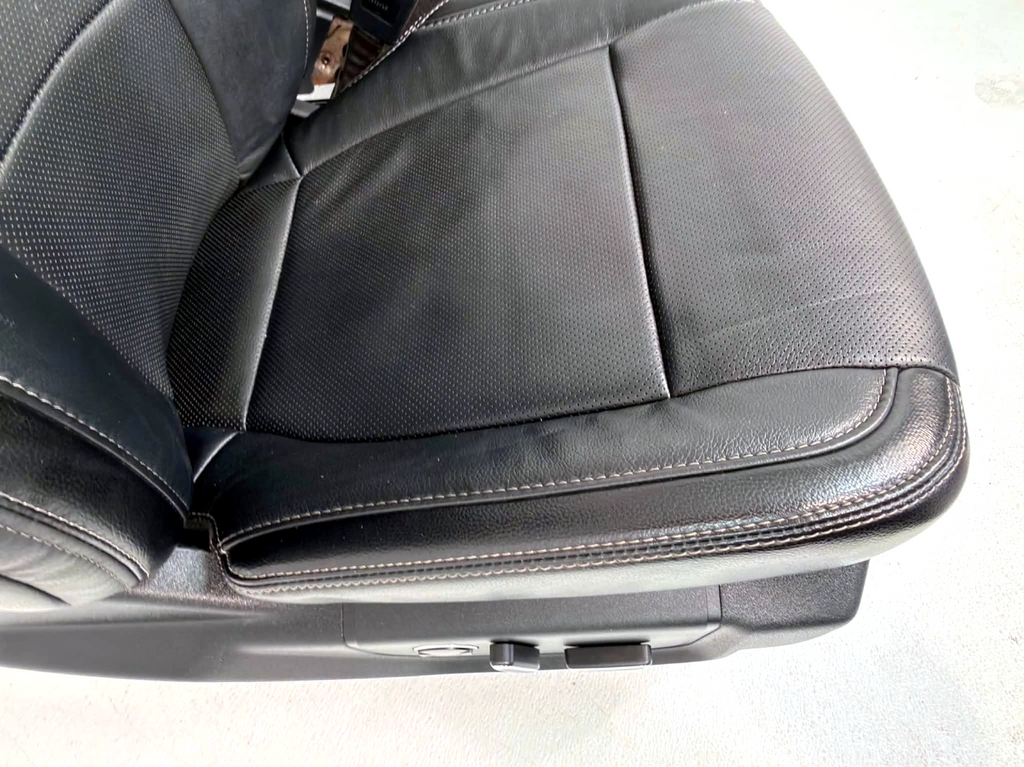 2017-2022 Ford Super Duty Lariat Front Seats, Black Leather Heat Ventilated