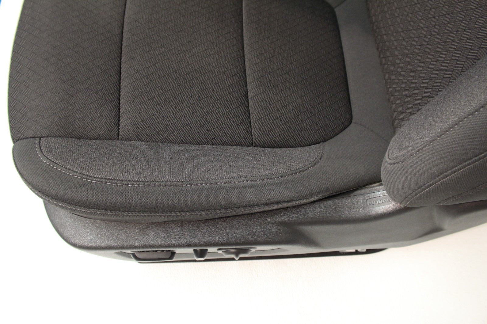 2019 - 2026 Chevy Silverado Split Bench Seat, LT Black Cloth w/ Power Driver