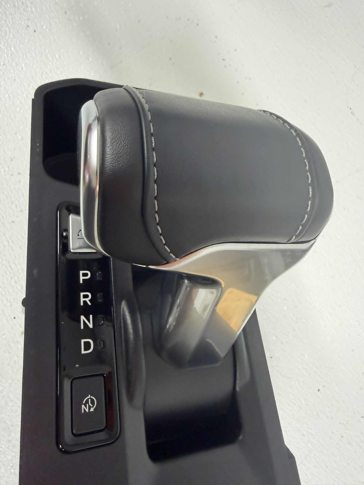 2021 - 2026 Ford F-150 Console Folding Shifter Gear Knob Assembly NL3P-7P427-AJ