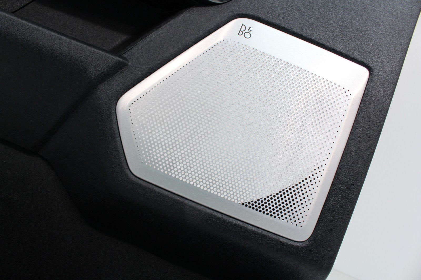 2023-2026 Ford Super Duty Platinum Front Door Panels Set | Black Onyx & Blue OEM