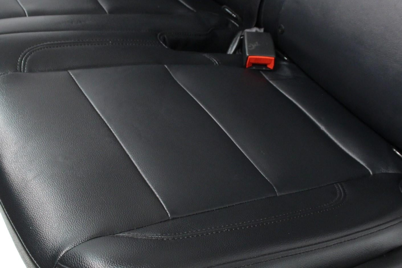 2021 – 2025 Chevy Suburban Tahoe 2nd Row Bench Seat, LT Black Leather w/ Armrest