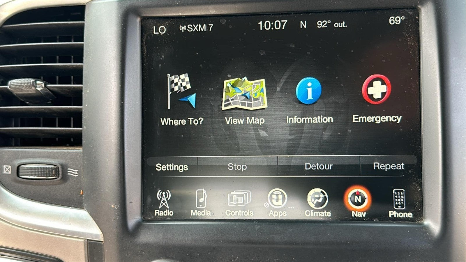 13-17 Ram 1500 Harman Audio Radio Receiver Uconnect GPS 8.4'' Display 68270657AE