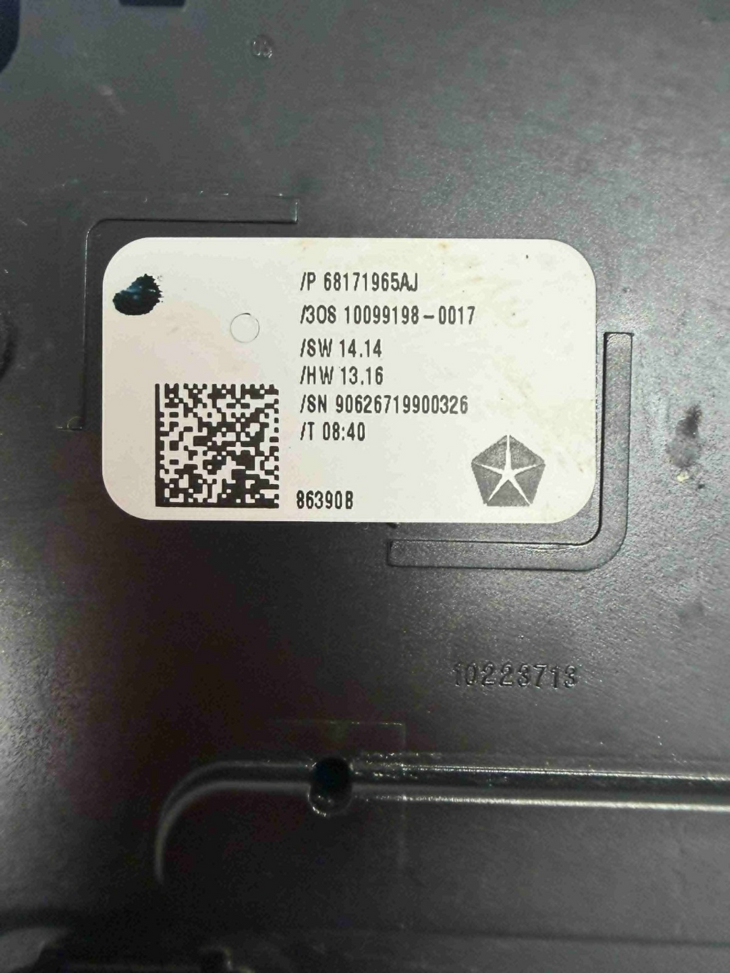 2013 - 2021 OEM Mopar 68171965AJ Ram 1500 Transmission Shifter 4X4 Switch