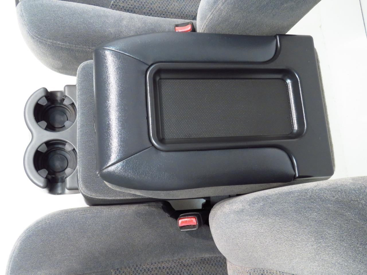 1999 - 2006 GM Sierra Silverado Front Seats Set, Manual Dark Gray Cloth 40-20-40