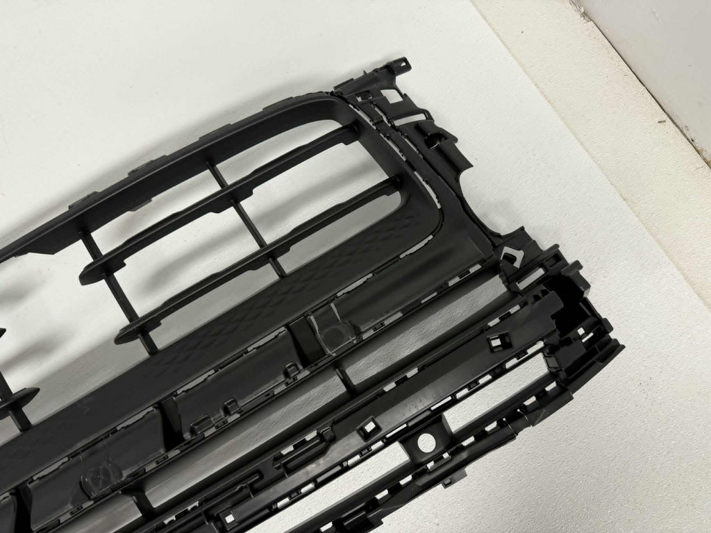 2022-2026 Porsche Macan OEM Front Center Lower Bumper Grille ACC 95B807683CEOK1