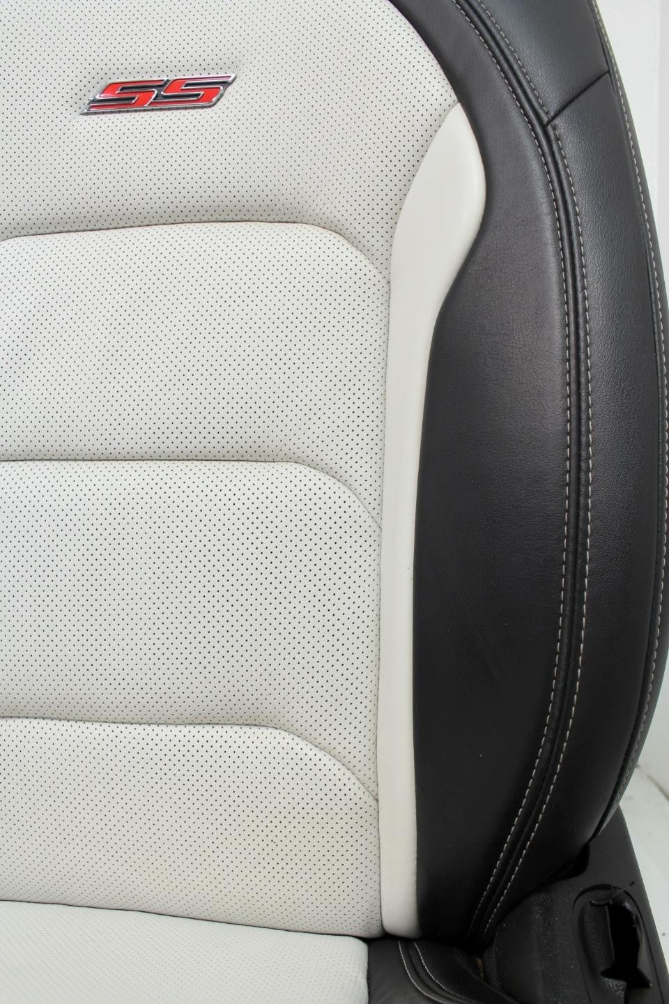 Chevy Camaro Seats SS WHITE 2024 2023 2022 2021 2020 2019 2018 2017 2016