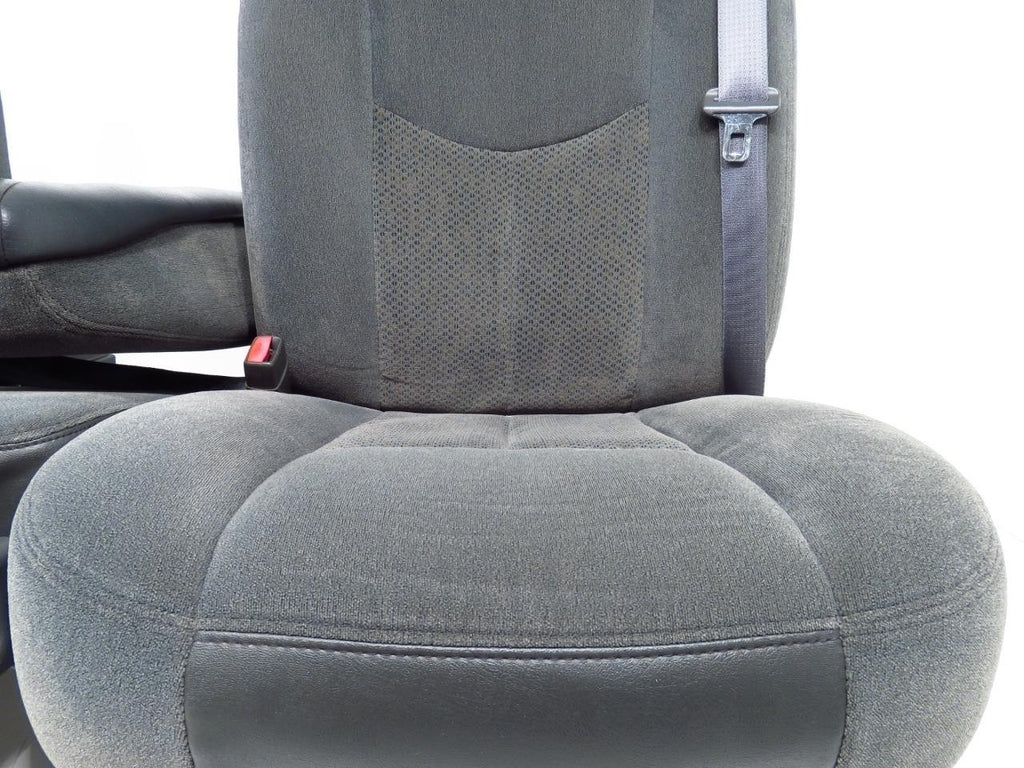 1999 - 2006 GM Sierra Silverado Front Seats Set, Manual Dark Gray Cloth 40-20-40