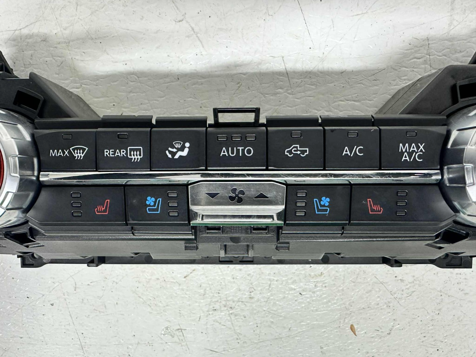 2023 Ford F150 Center Dash Radio Climate Heat/Cool Seat Control NL3T-18C612-SA
