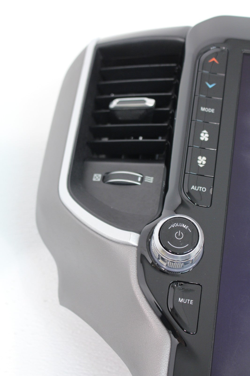 2019 - 2021 Ram 1500 DT 12" Infotainment Radio Display w/ Trim, Uconnect 4C NAV