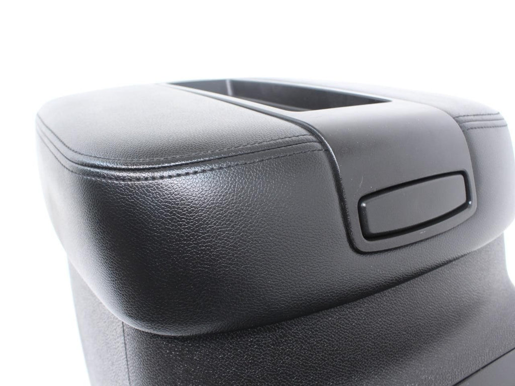 2007 - 2014 GMC Sierra SLE Chevy Silverado LT2 Center Console, OEM Black GMT900