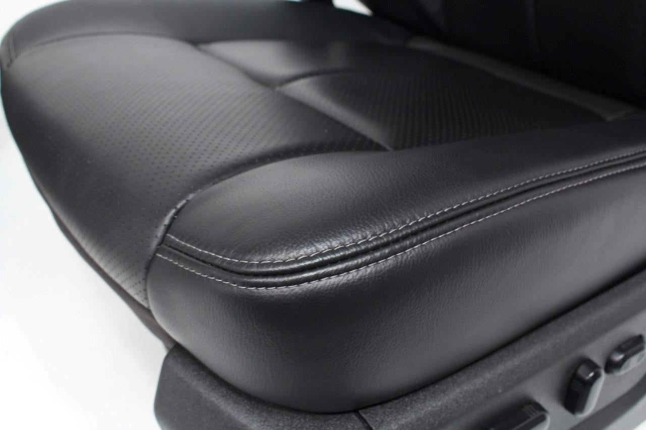 1999 - 2016 Ford Super Duty Front Seats, Lariat Black Leather, Power Heat Cool