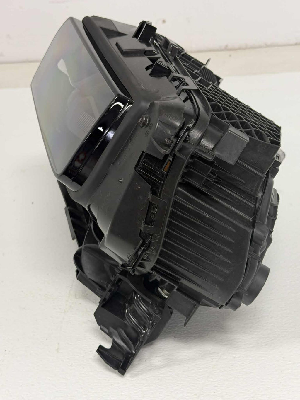 2024-2025 Porsche Macan EV Lower Headlamp Assembly, Standard LED 95C941114B