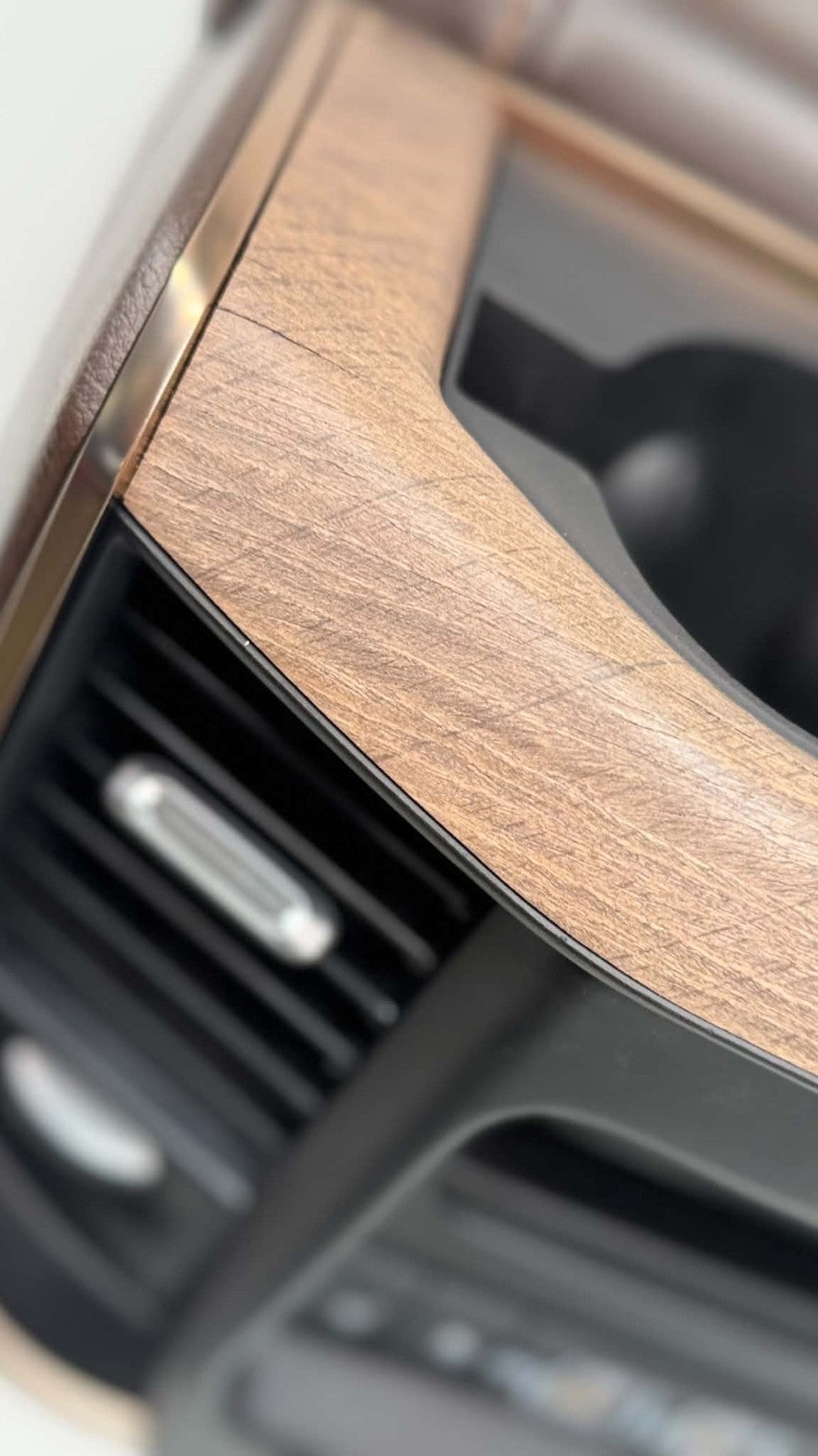 2019 - 2026 DT Ram 1500 Center Console, Brown Leather LONGHORN Wireless Charging