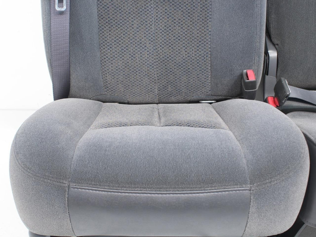1999-2006 Sierra Silverado Front Seats, Dark Gray Cloth Split Bench w Jump Seat