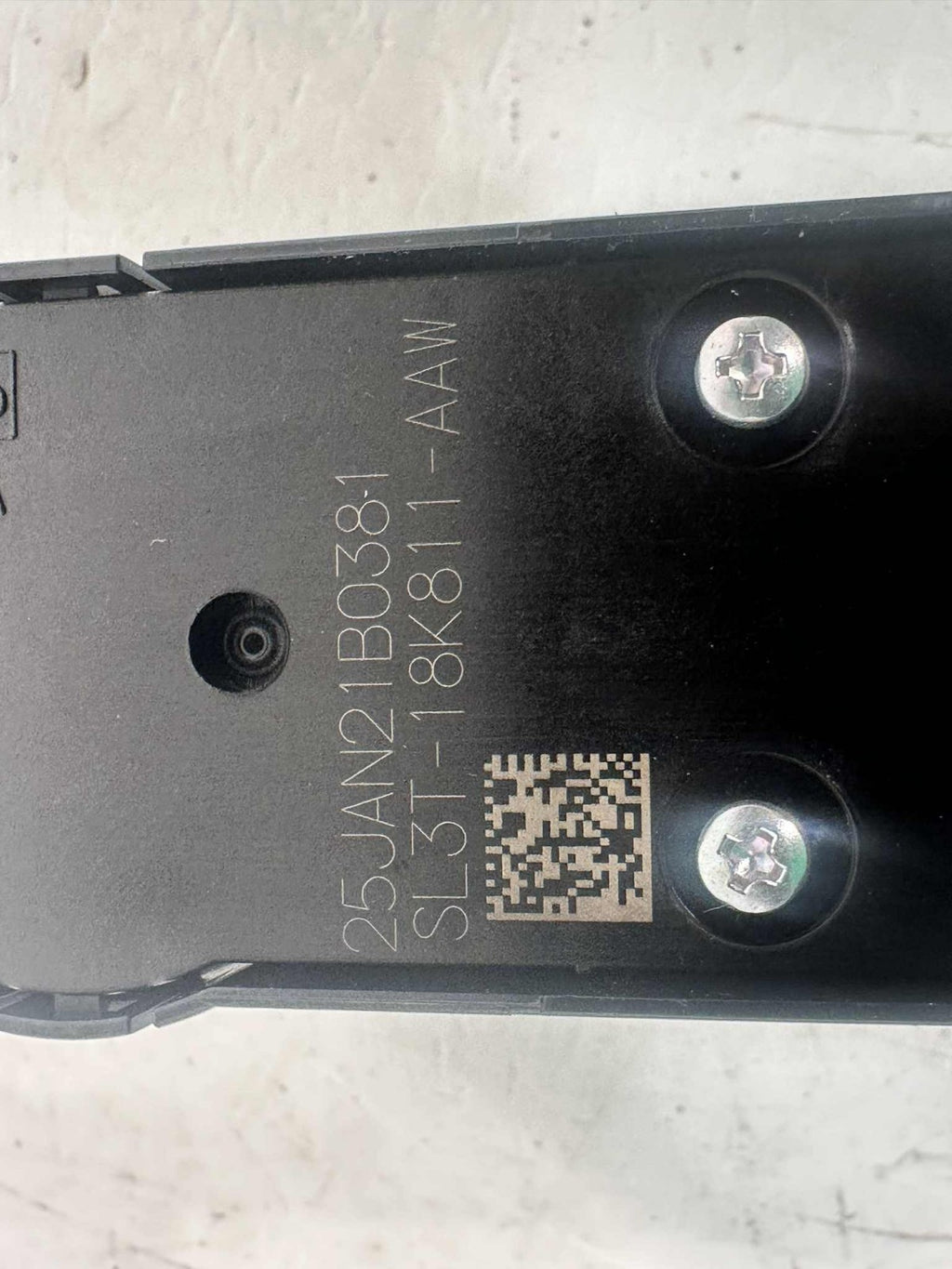 2025 Ford Super Duty Radio Media Radio Control Dash Switch Panel SL3T-18K811-AAW