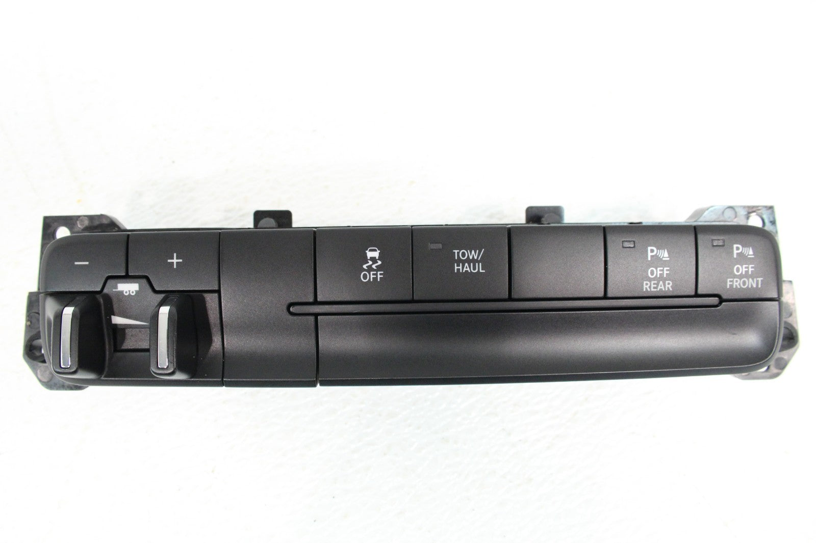 2014 - 2018 Ram Instrument Panel Control w/ Trailer Switch OEM Mopar 68247632AA