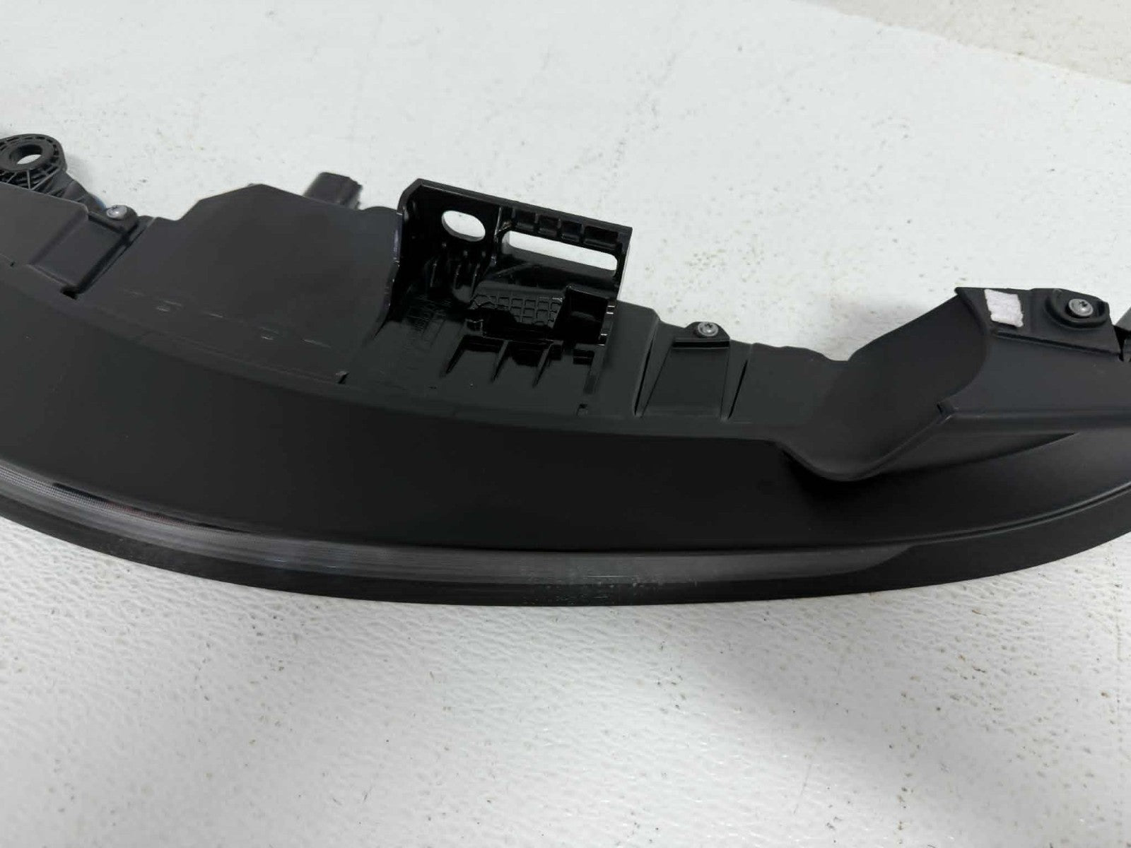 20-24 Porsche 911 992 Rear Right Passenger Side Tail Light Lamp OEM 992945208-AD