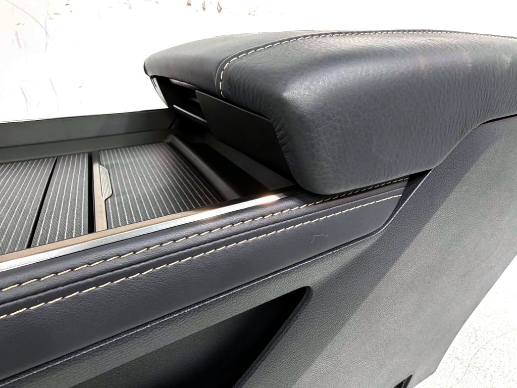 2019 - 2026 DT Ram 1500 Center Console Black Leather LIMITED w/ Wireless Charger