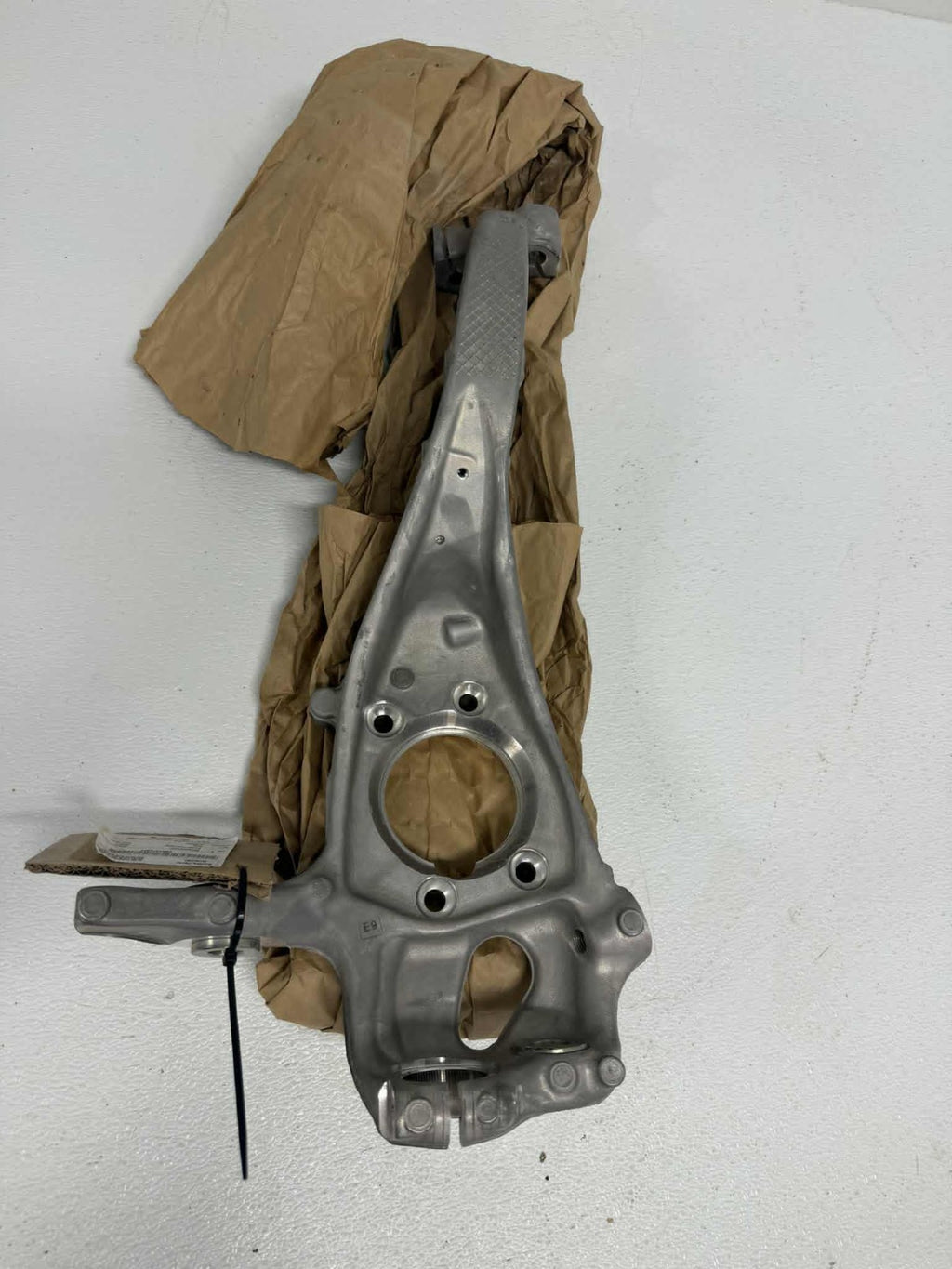 2015-2026 Porsche Macan Front Right Steering Knuckle OEM 95B407254F