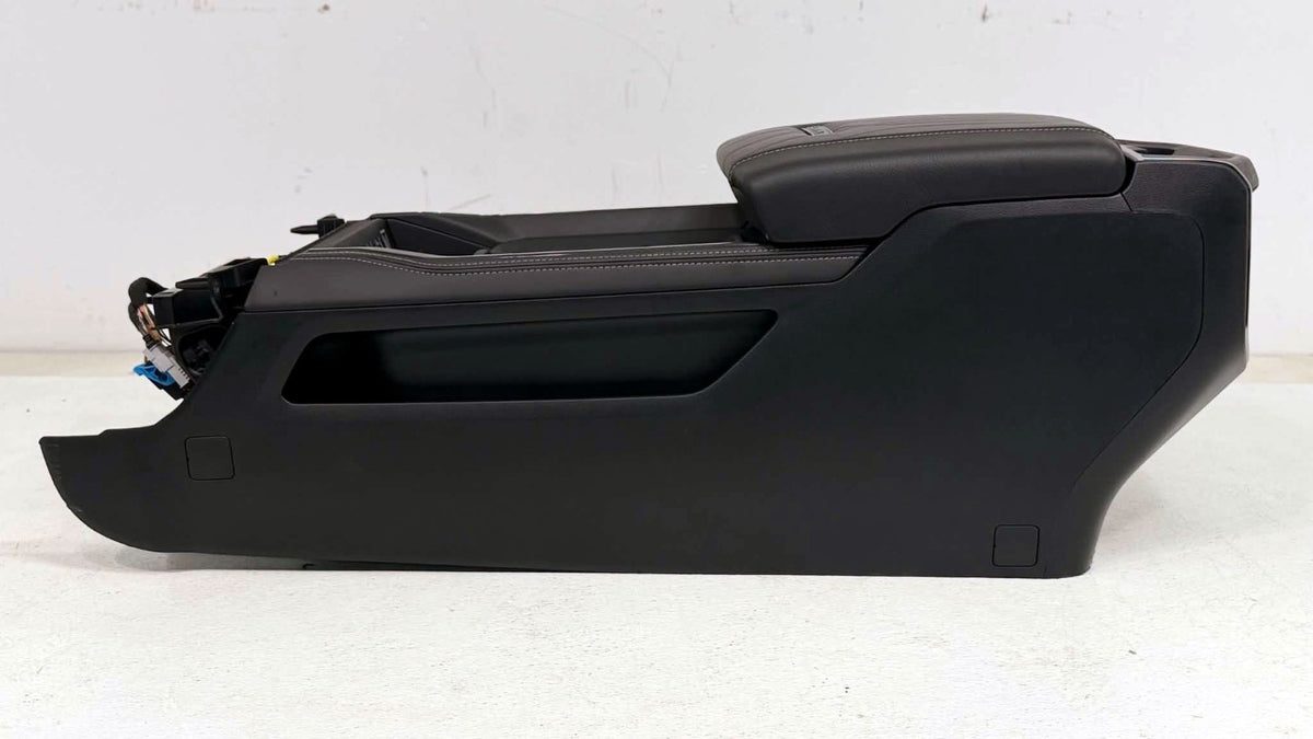 2019 - 2026 DT Ram 1500 Center Console Black Leather LIMITED w/ Wireless Charger