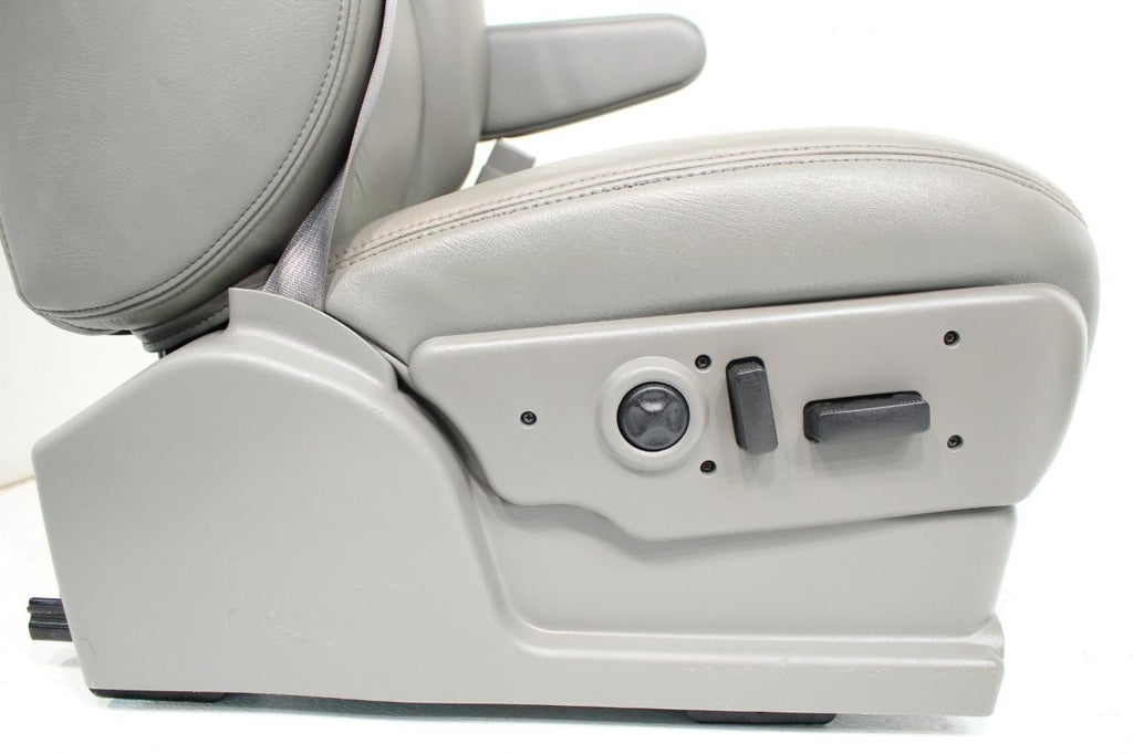 99-06 Chevy Silverado Sierra Tahoe Yukon Seats, Pewter Gray Leather Power Heated
