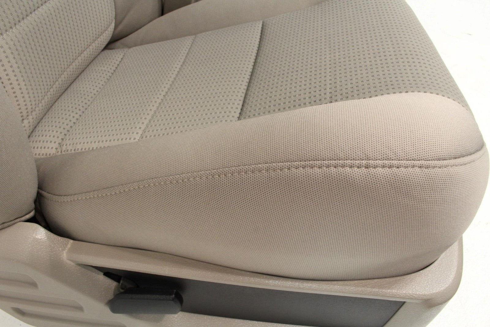 1999-2010 Ford Super Duty Stone Gray Cloth Bucket Seats with Folding Jump Seat