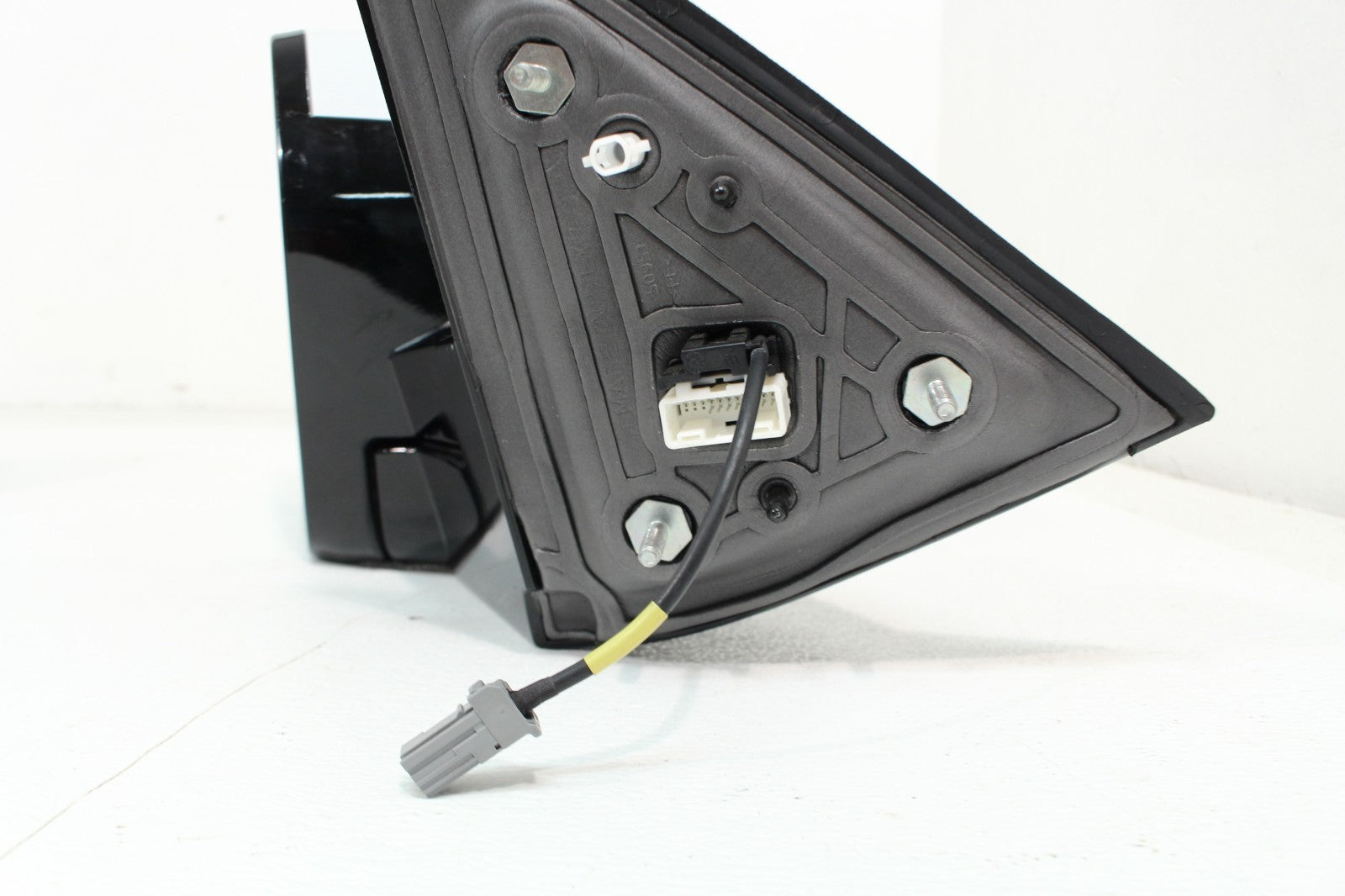 2022-2025 Toyota Tundra Side View Mirror Pair, Camera Dim Power Fold Pearl White