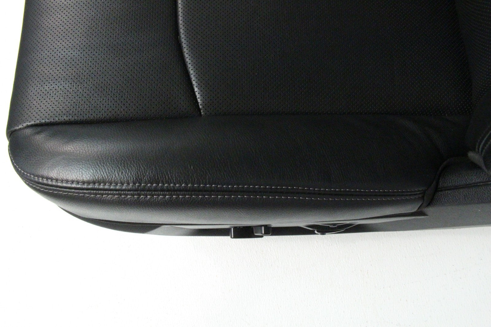 2002 - 2018 Ram Front Seats, Laramie Black Leather Heated Cooled w/ Memory