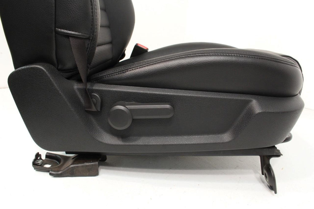 Ford Mustang Seats Front GT Black Leather Powered Seat Set 2005 2006 2007 2008