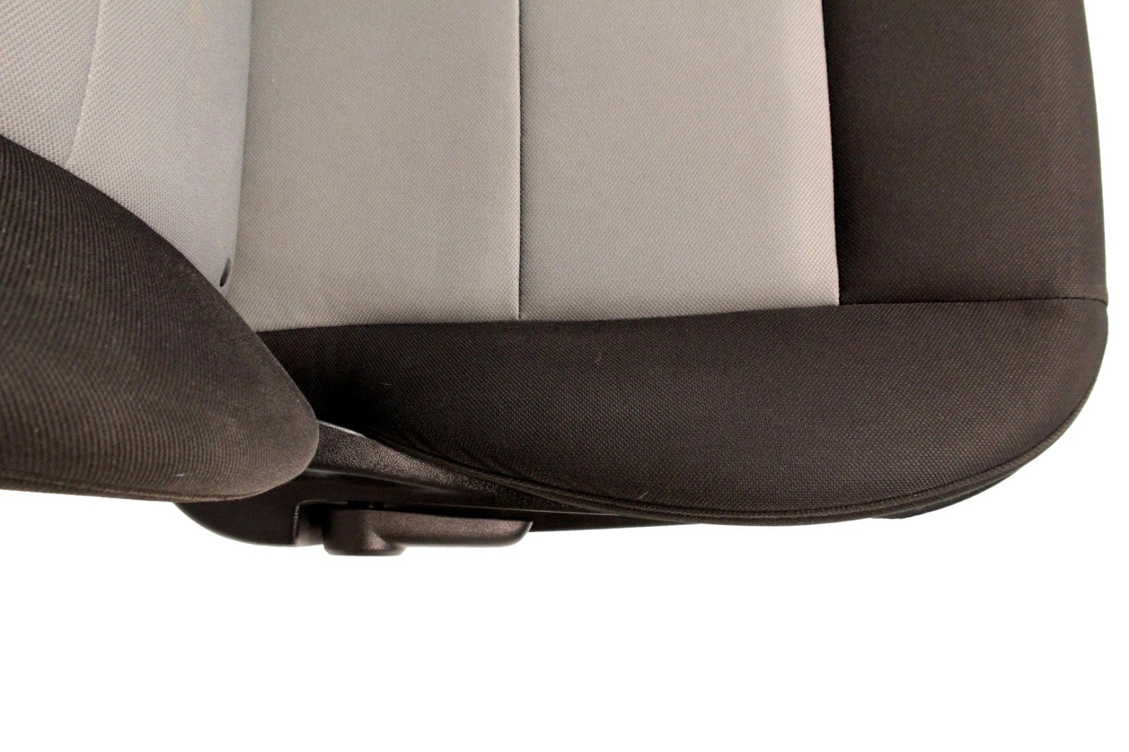 1998 - 2009 Ford Ranger Front Seats, Black Gray Cloth Bucket, Extended Cab