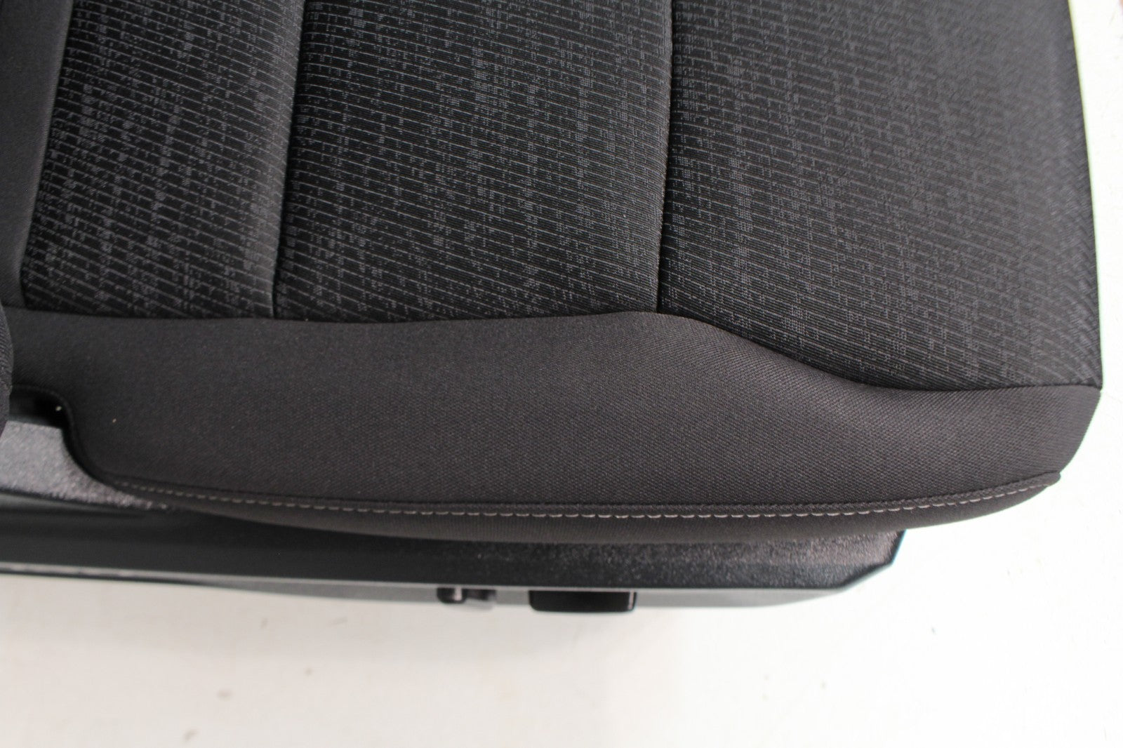 2021 - 2026 Ford F150 & Super Duty Front Seats, Sport Black Cloth Power Heat XLT