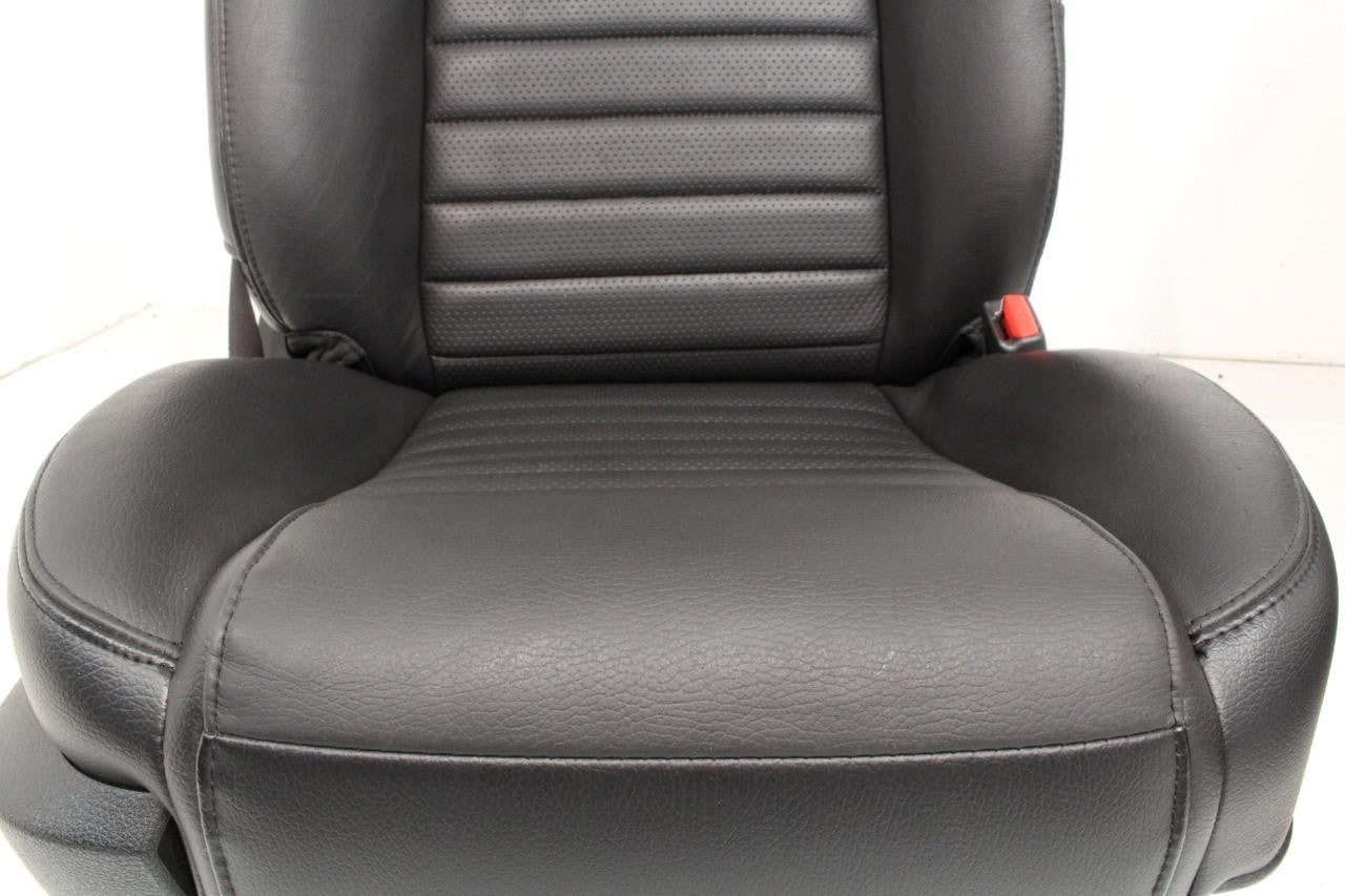 Ford Mustang Seats Front GT Black Leather Powered Seat Set 2005 2006 2007 2008