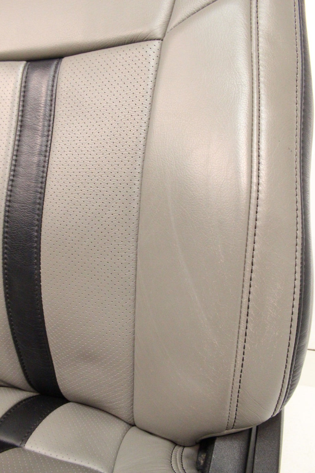 2015-2022 Ford F150 Super Duty Reg Cab Seats, XLT w/ Katzkin Earth Gray Leather