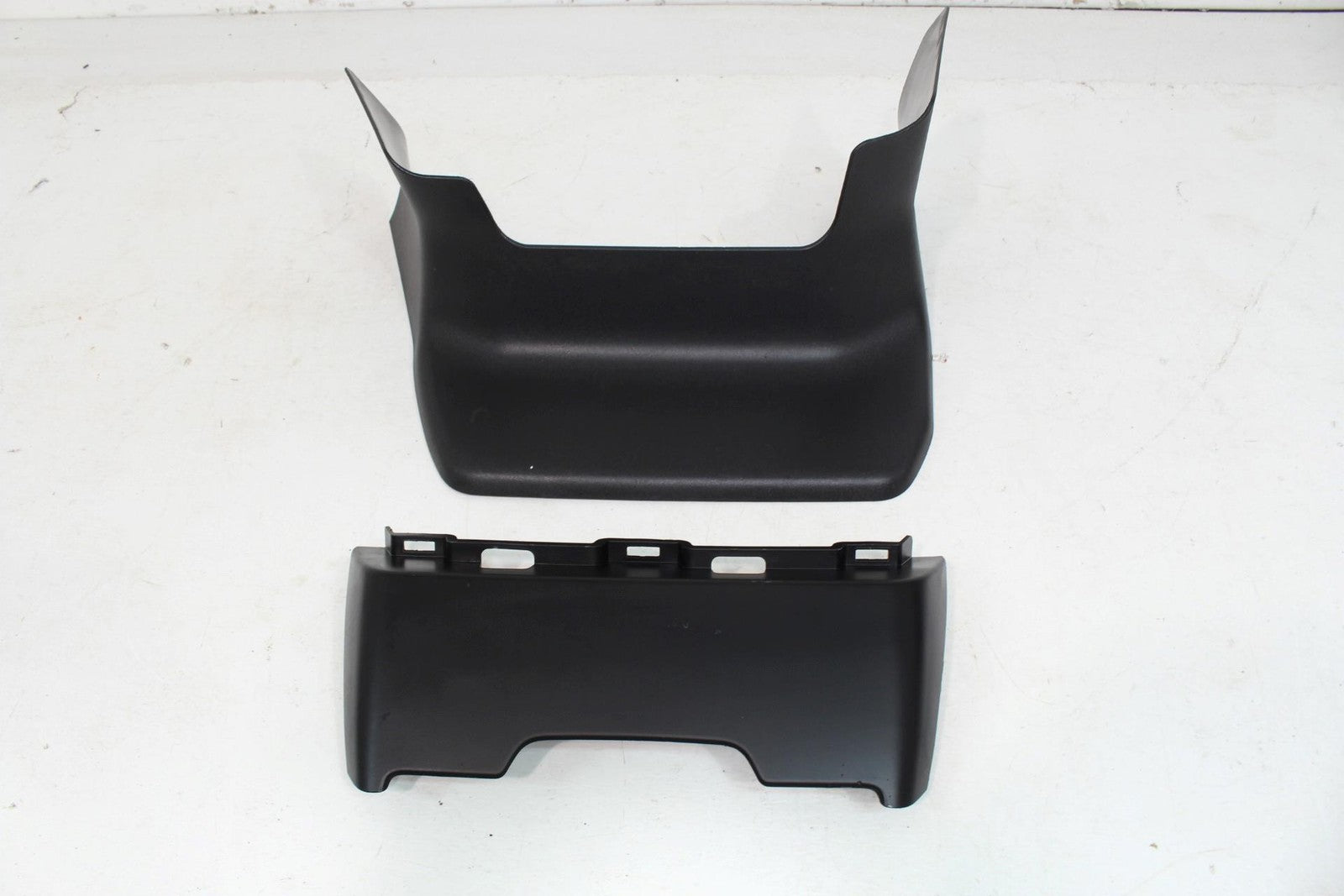 2019 - 2024 Chevy Silverado GMC Sierra OEM Leather Folding Jump Seat Console Kit