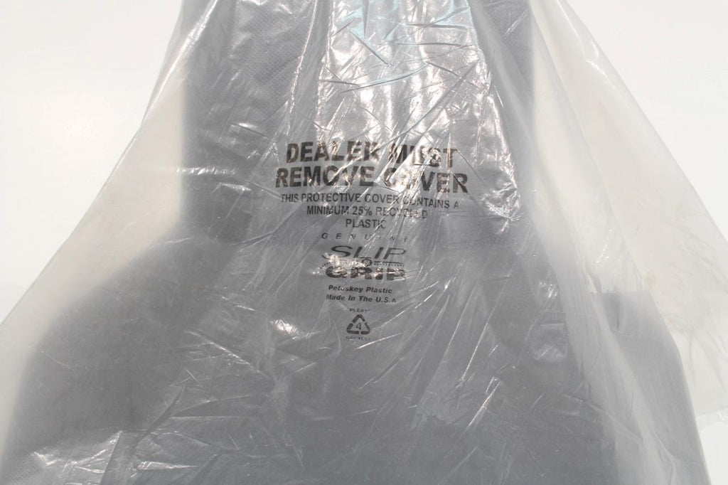 Ford Econoline Front Bucket Seats, Gray Cloth w/ Folding Armrests, Fits 1997+