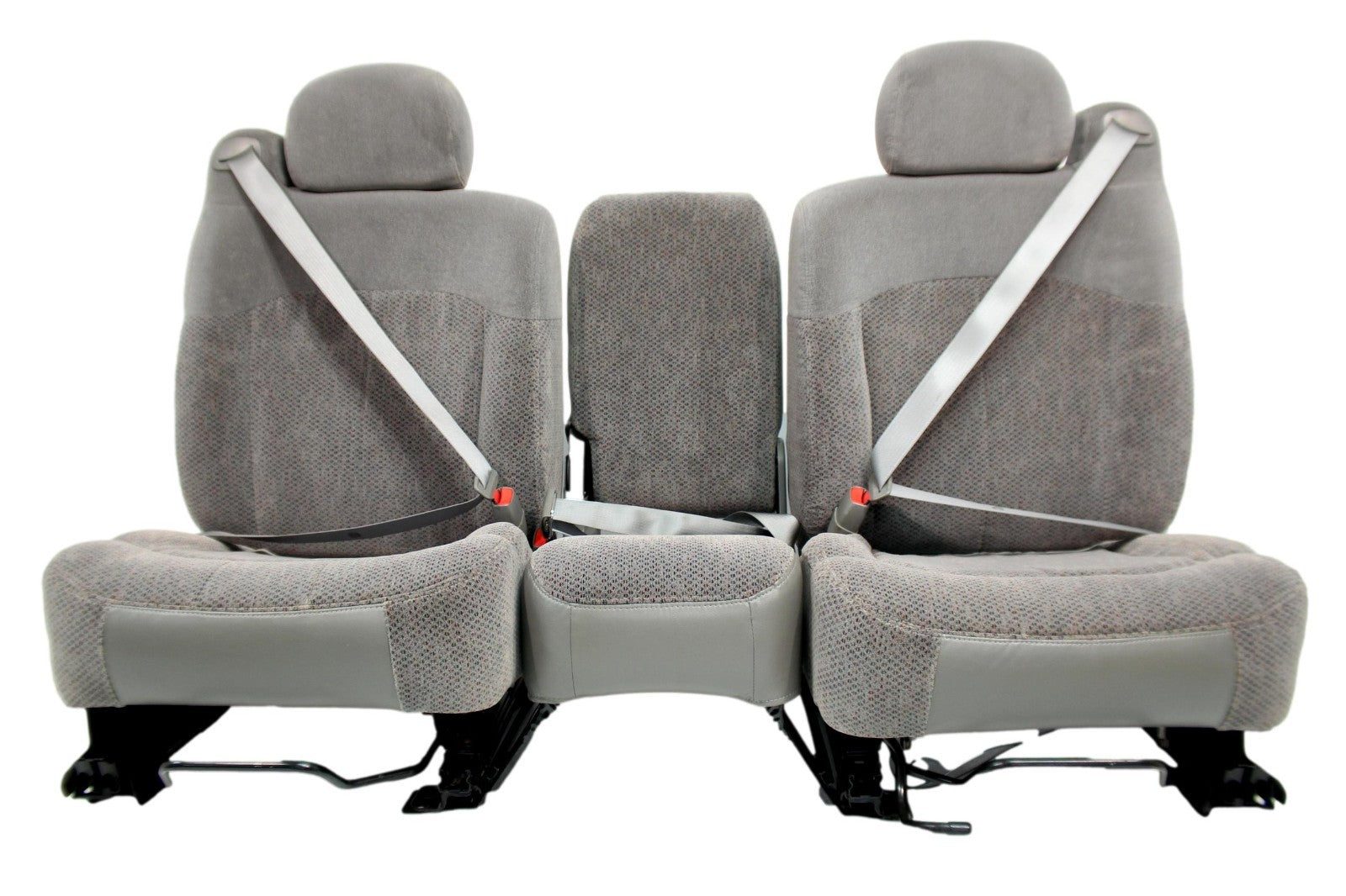 1999 - 2006 GM Sierra Silverado Front Seats, Manual Gray Cloth 40-20-40 w/ Entry