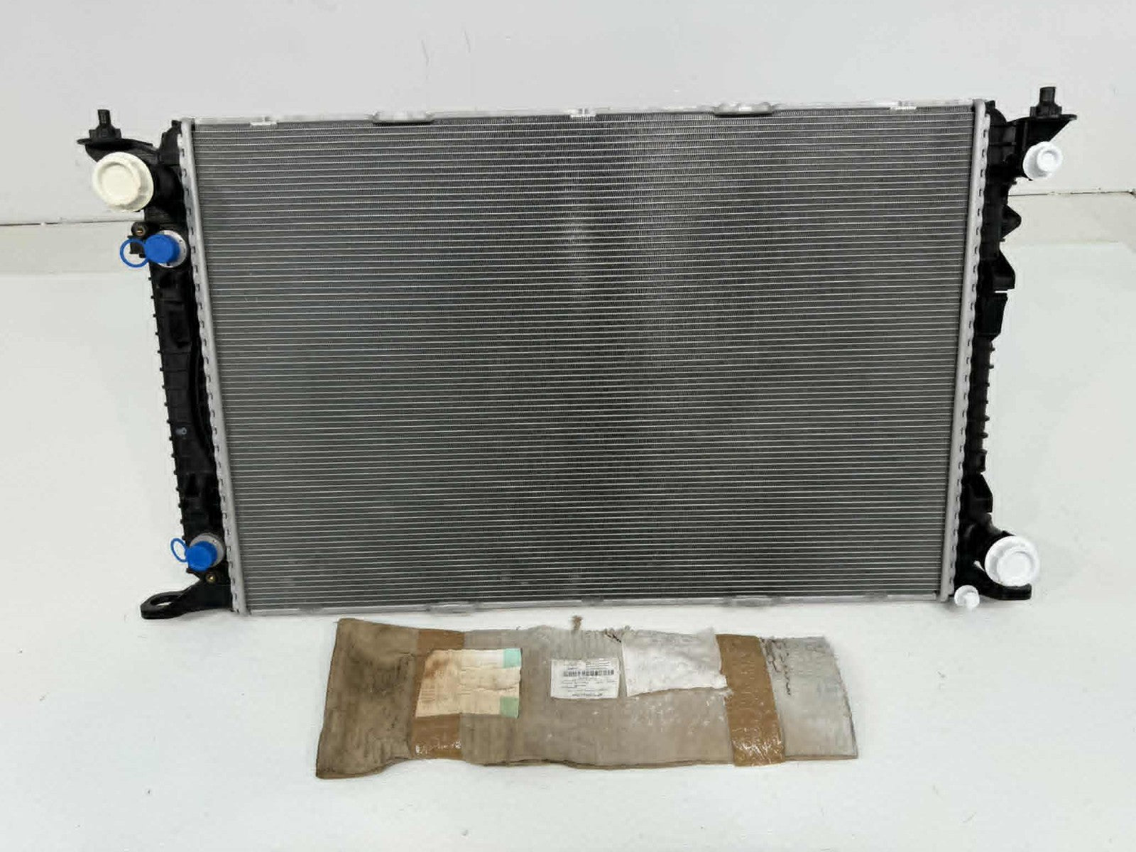 2015 - 2026 Porsche Macan Radiator Coolant Cooler 95B121251A S, GTS, Turbo