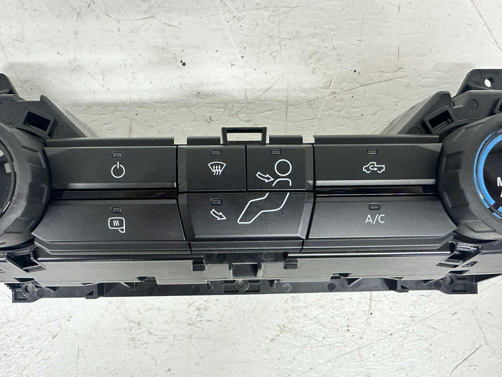 2023 - 2025 Ford Super Duty Climate Control Single-Zone Manual PC3T-19980-BD