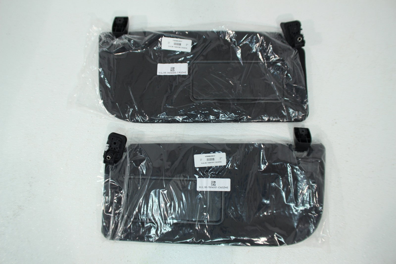 2021 - 2025 Ford F150 OEM Sun Visor Set w/ Mirrors, OEM Black Cloth XL