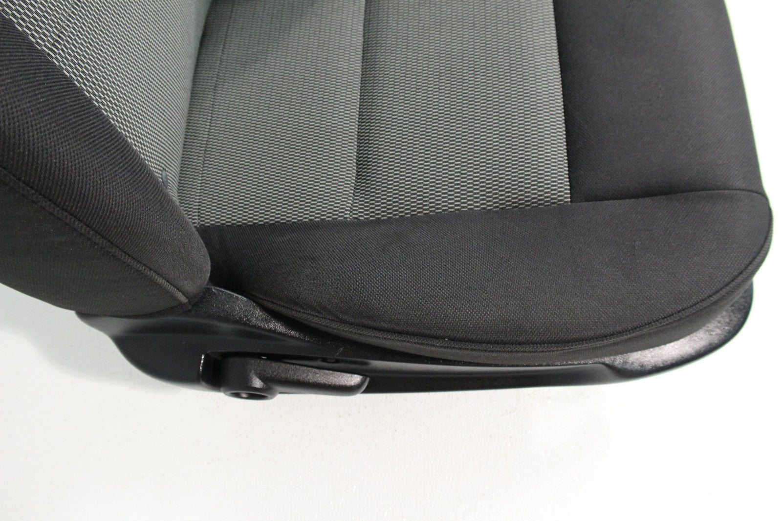 1998 - 2009 Ford Ranger Seats, 60-40 Split Bench, Black Gray Cloth, Extended Cab