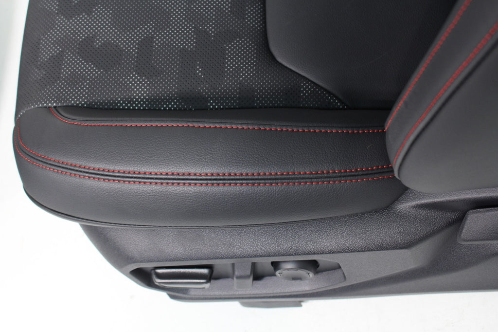 2024 - 2025 Toyota Tacoma TRD Pro IsoDynamic Performance Front Seats Black