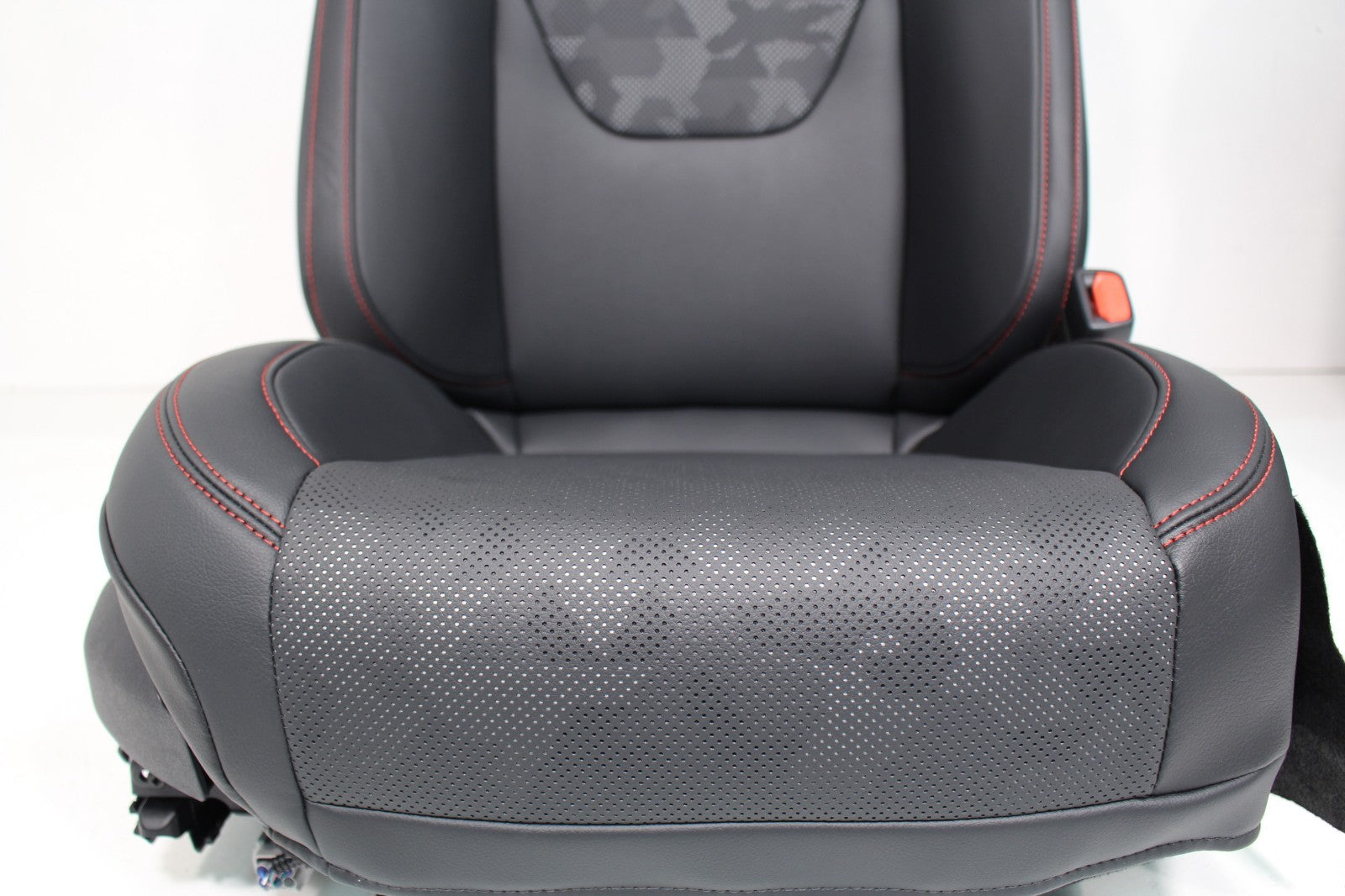 2024 - 2025 Toyota Tacoma TRD Pro IsoDynamic Performance Front Seats Black