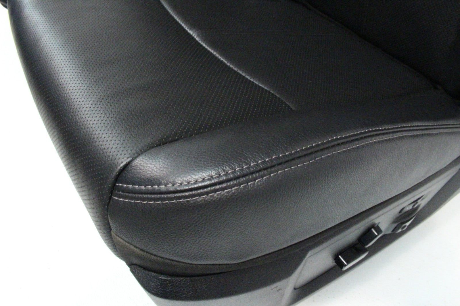 2002 - 2018 Ram Front Seats, Laramie Black Leather Heated Cooled w/ Memory