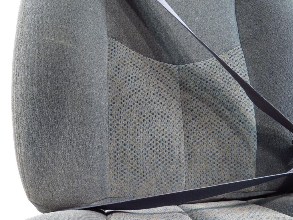 1999 - 2006 GM Sierra Silverado Front Seats Set, Manual Dark Gray Cloth 40-20-40
