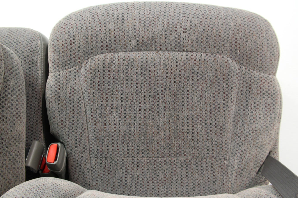 1999 - 2006 GM Sierra Silverado Front Seats, Manual Gray Cloth 40-20-40 w/ Entry
